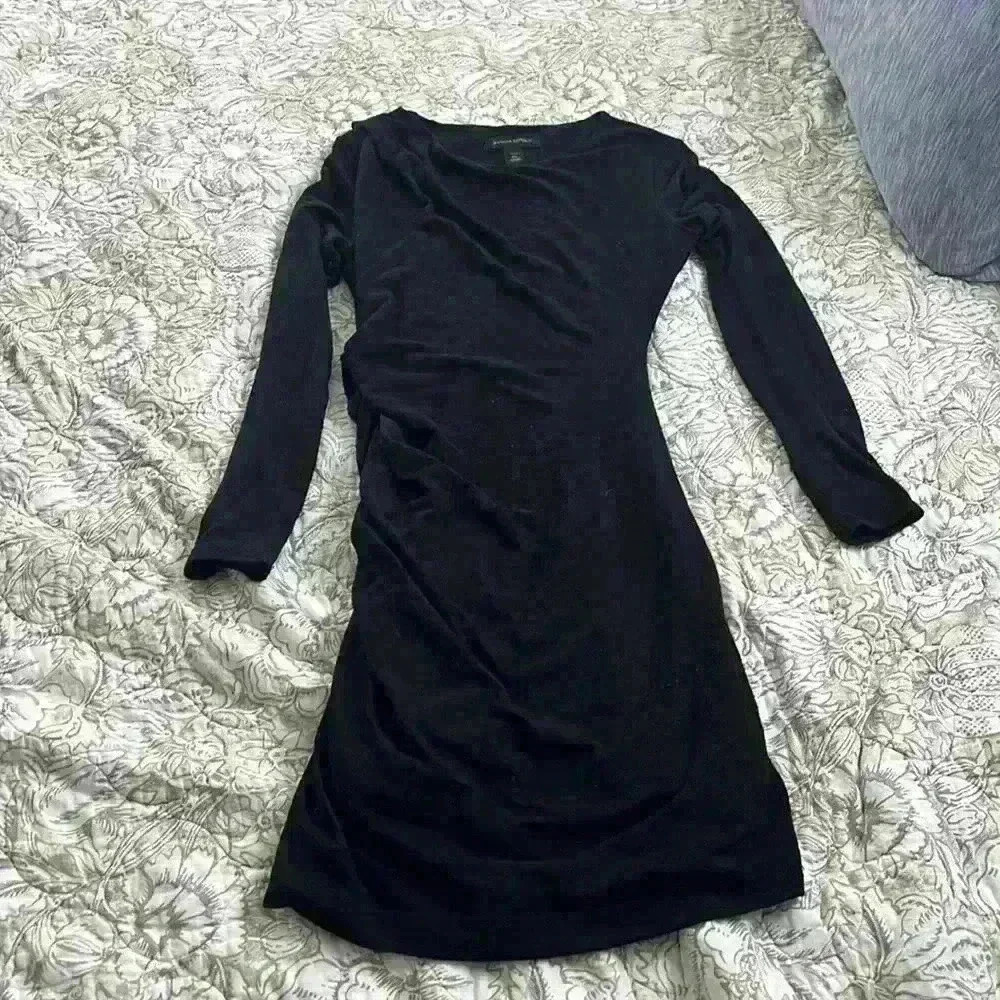 Banana Republic ruched black long-sleeved dress